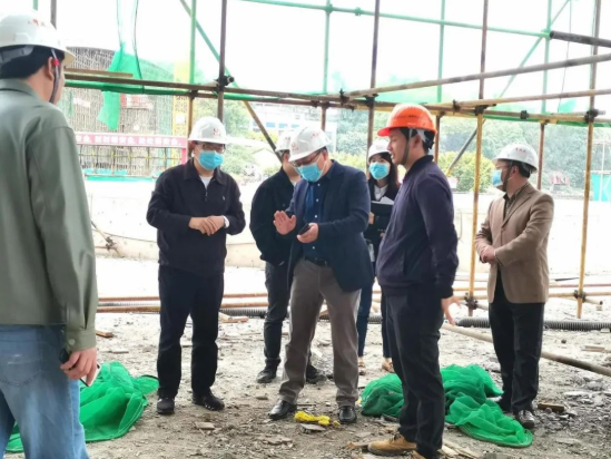調(diào)研組實地調(diào)研南游客中心項目